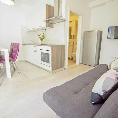 With A Parking Space - 18251 Apartmán Split