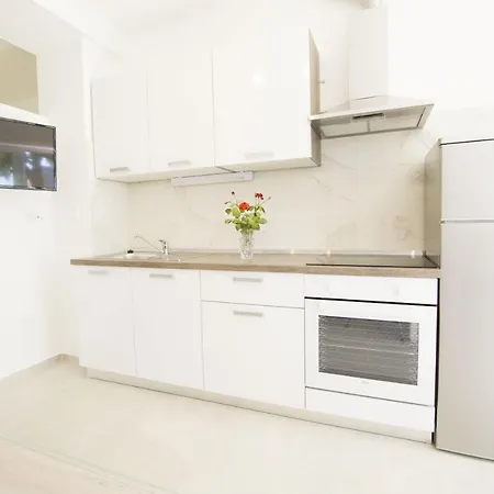 Apartmán With A Parking Space - 18251